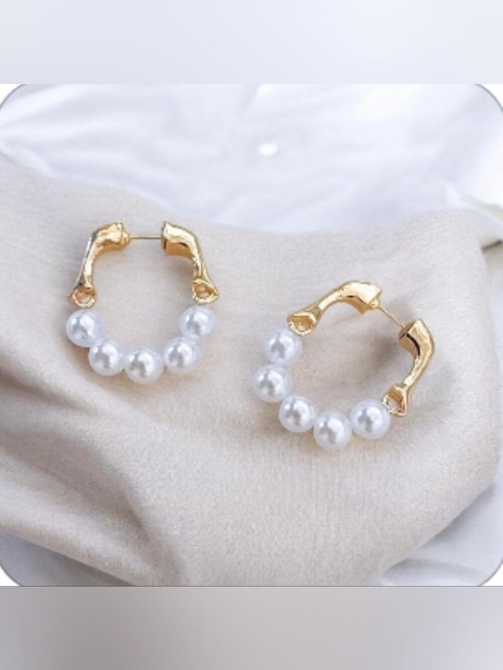 Gold Hoop Earrings With Pearls